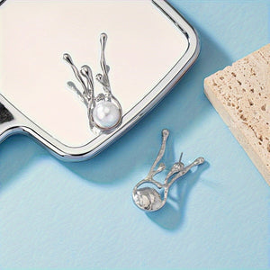 Fashionable Exaggerated Yet Minimalist Deer Antler Inspired Faux Pearl Irregular Earrings.